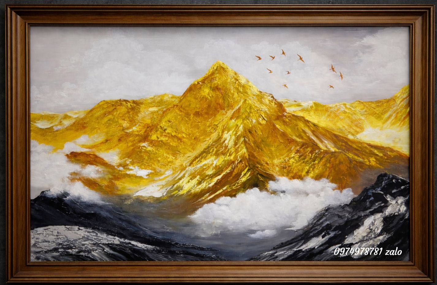 Tranh núi phong thuỷ treo phòng làm việc